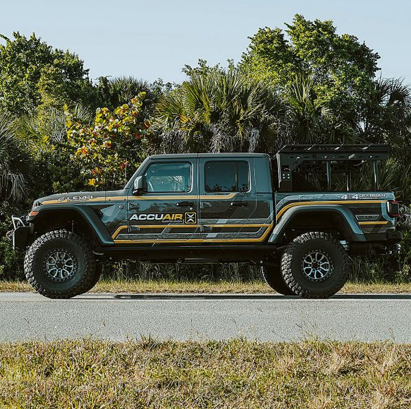 AccuAir Air Suspension System 4" Dynamic Lift Kit for 2020-24 Jeep Gladiator JT (3.6L Gas) AA-4279